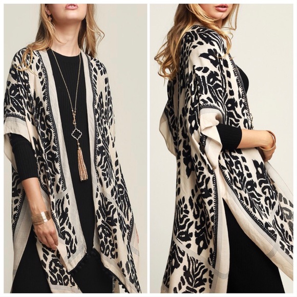 Sweaters - JUST IN‼️LEOPARD DETAIL BLACK IVORY- Kimono